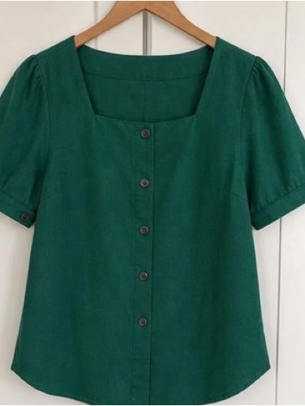 Women's Square Neck Button-Front Top in Emerald Green